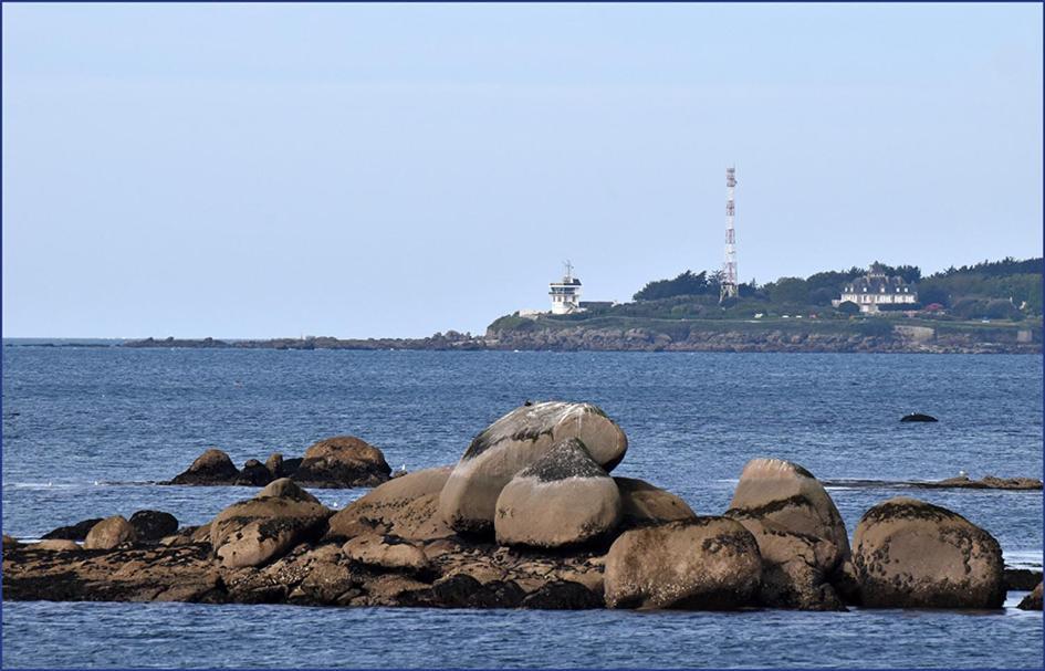 Appartement T3 De 74M2 Tres Lumineux Vue Panoramique Mer Et Plages Concarneau Eksteriør billede